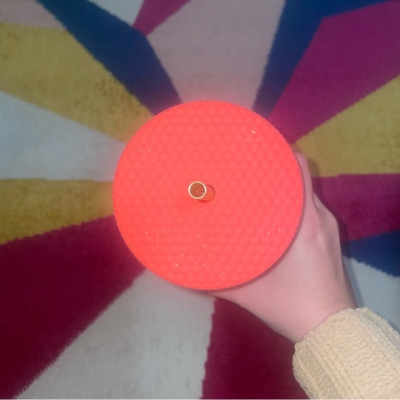 Starbucks NWT Coral Dragon Fruit Venti 24oz Studded Tumbler - Picture 2 of 4